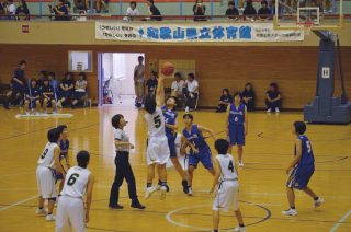 女子バスケットボール部 和歌山市立和歌山高等学校