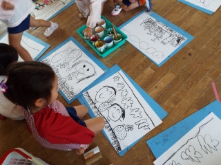 ジャガイモをひいたよ 絵に描く 5歳 6月12日金曜日 和歌山市立西脇幼稚園 ジャガイモをひいたよ 絵に描く 5歳 6月12日金曜日 和歌山市立西脇幼稚園