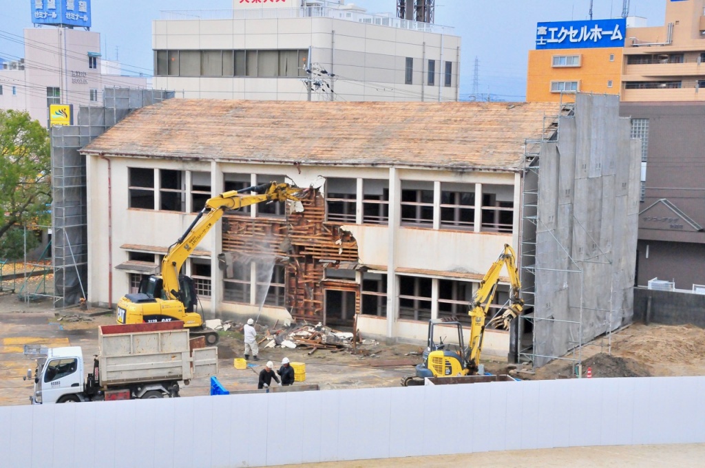 木造校舎解体が始まる 和歌山市立 新南小学校 Shinnan Elementary School